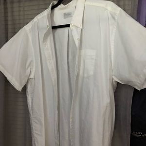 Short Sleeve Women’s Shirt w Collar